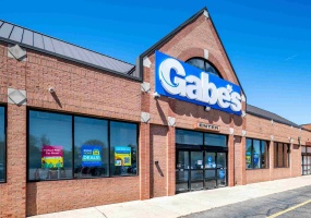West Market Plaza - Gabe\'s